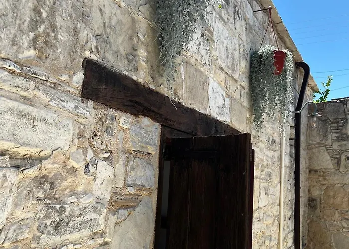 Kaizer Nocleg ze śniadaniem Amargeti